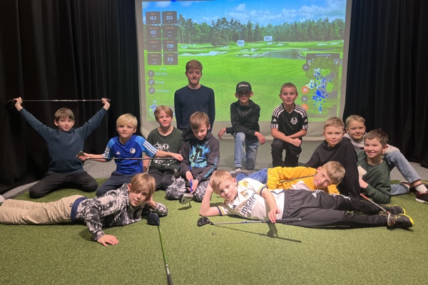 Juniorer stortrivs i nya studion